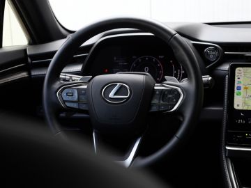 Lexus LBX